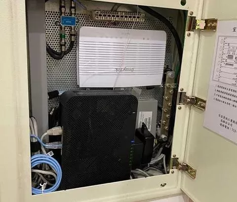 Giga高效能寬頻路由器 Vigor2135